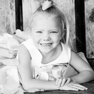 Adrianna bw Adrianna bw